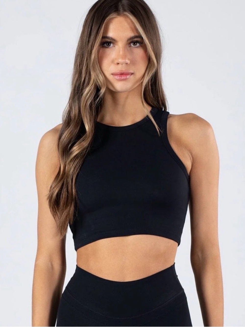 ⛔️ SOLD ⛔️ Paragon /// Women’s Recstretch Crop - Size Medium